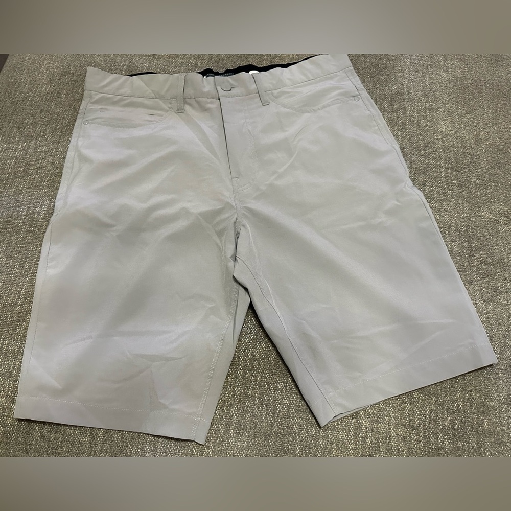 Gmac Apparel Mens Shorts 
Grey Size 34